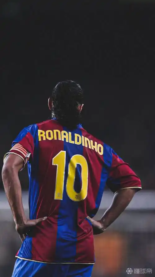 尽管维尼修 尽管维尼修